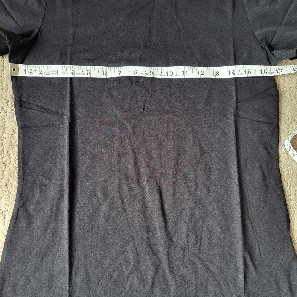 Women’s 2-Pack Short Sleeve Crewneck T-Shirts – Black & White – Size S – NWOT - Picture 4 of 8
